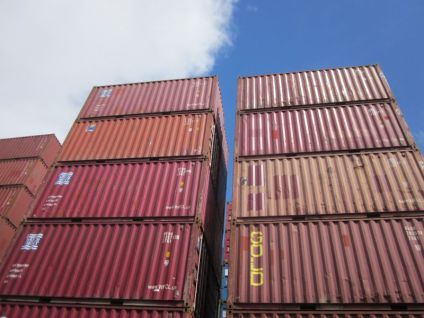 Opslag zeecontainers 